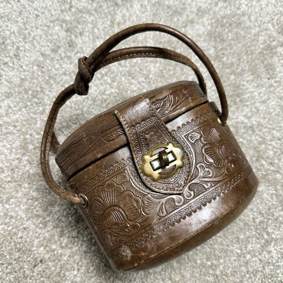 Vintage Tooled Leather Handmade Women’s Pill Box Cosmetic 1930s Travel Case - Picture 1 of 11